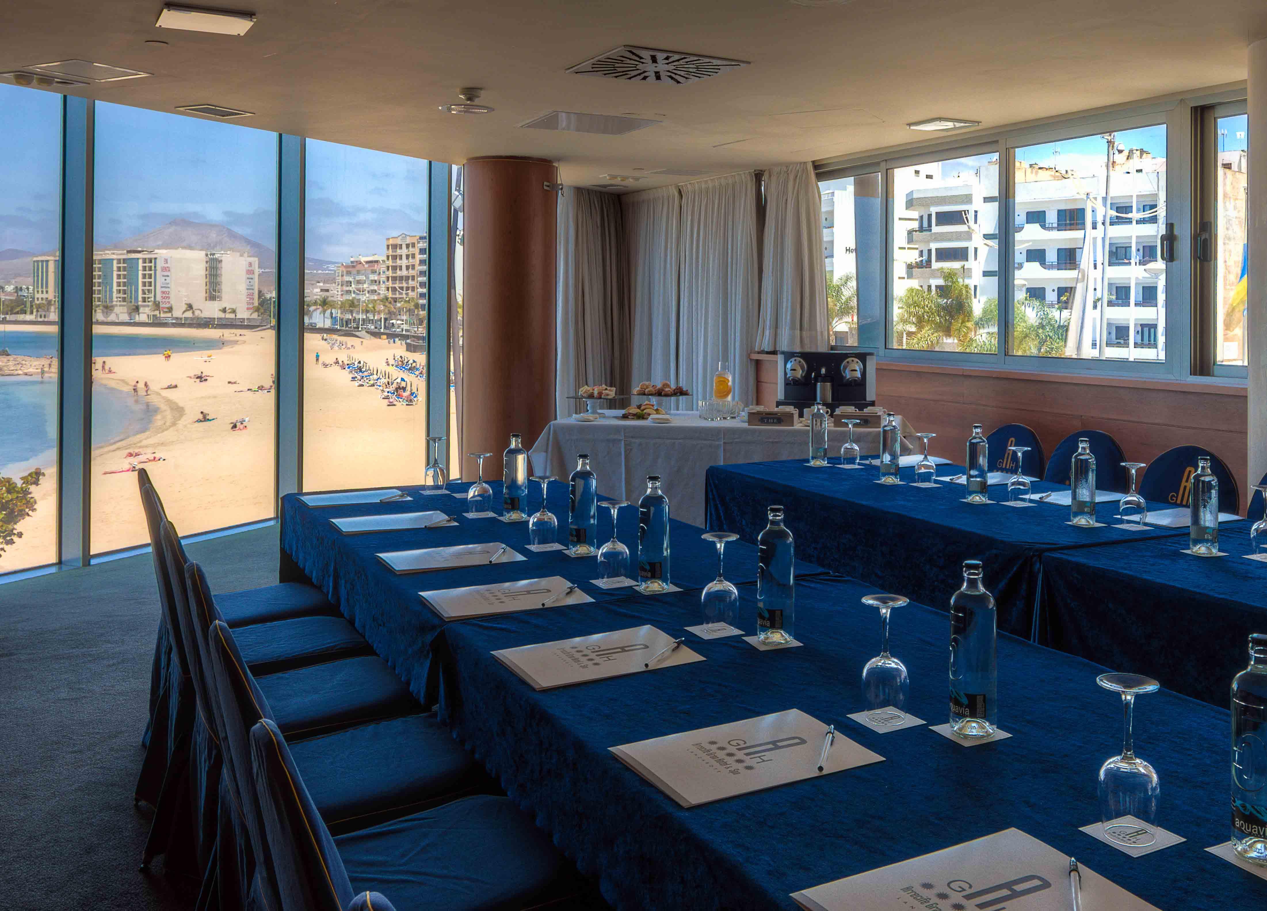 فندق وسبا أريسيف غران أرّاثيفي المظهر الخارجي الصورة Meeting room