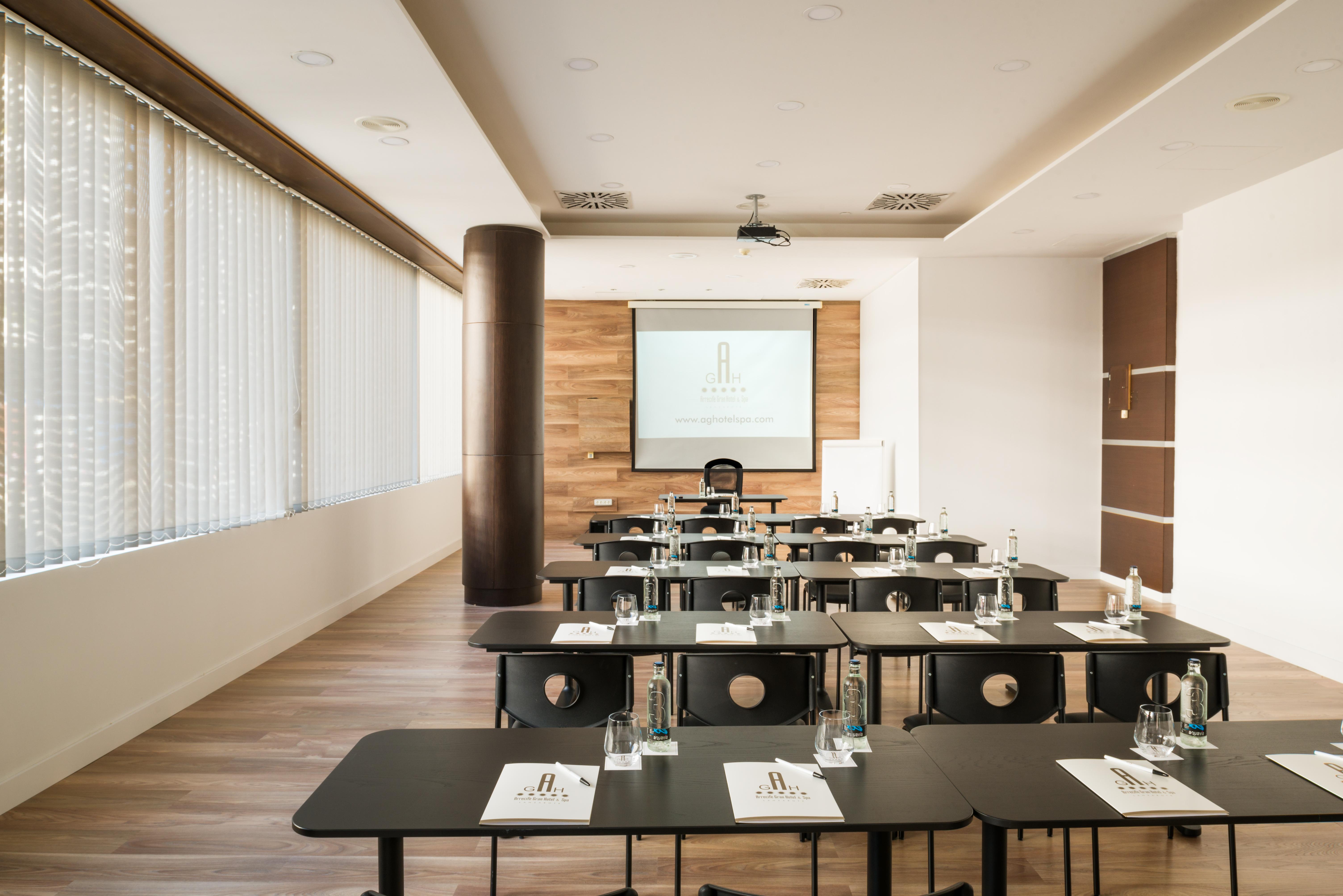 فندق وسبا أريسيف غران أرّاثيفي المظهر الخارجي الصورة Meeting room