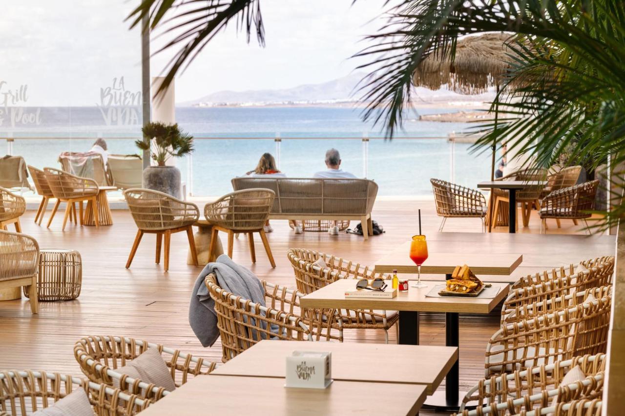 فندق وسبا أريسيف غران أرّاثيفي المظهر الخارجي الصورة The beach bar at the hotel