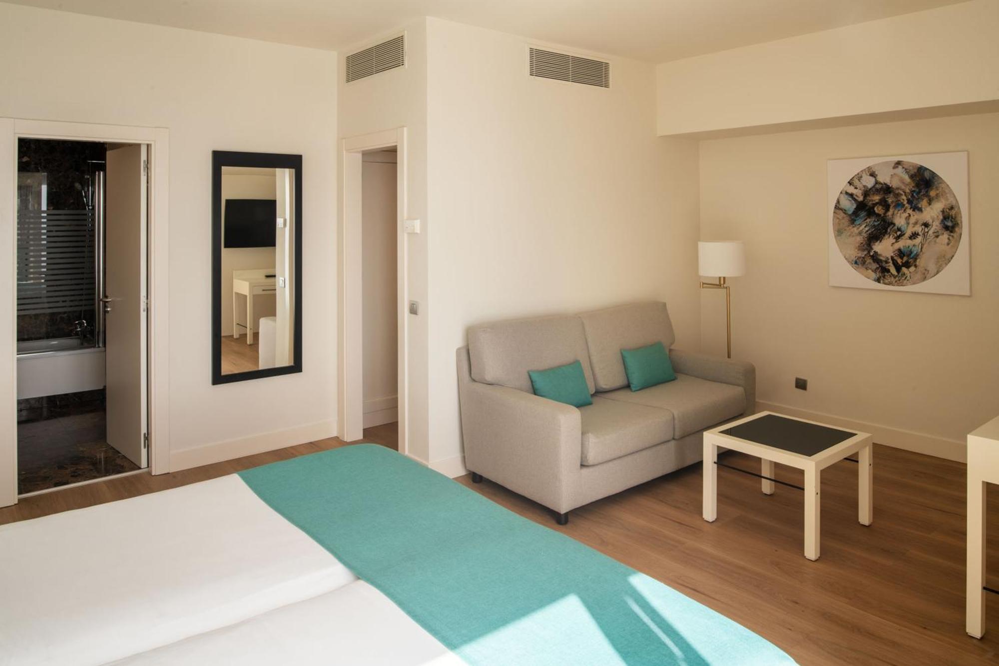 فندق وسبا أريسيف غران أرّاثيفي المظهر الخارجي الصورة A room at the hotel