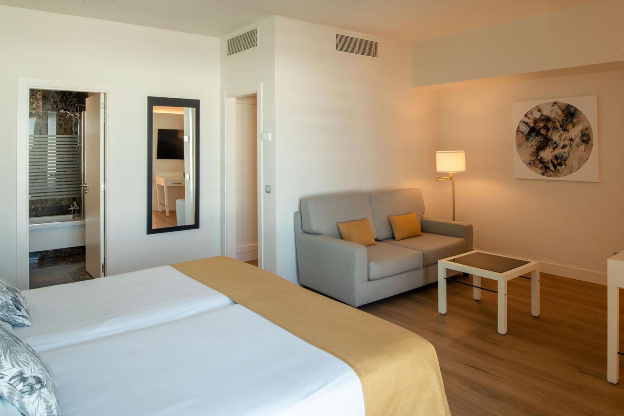 فندق وسبا أريسيف غران أرّاثيفي المظهر الخارجي الصورة A room at the hotel