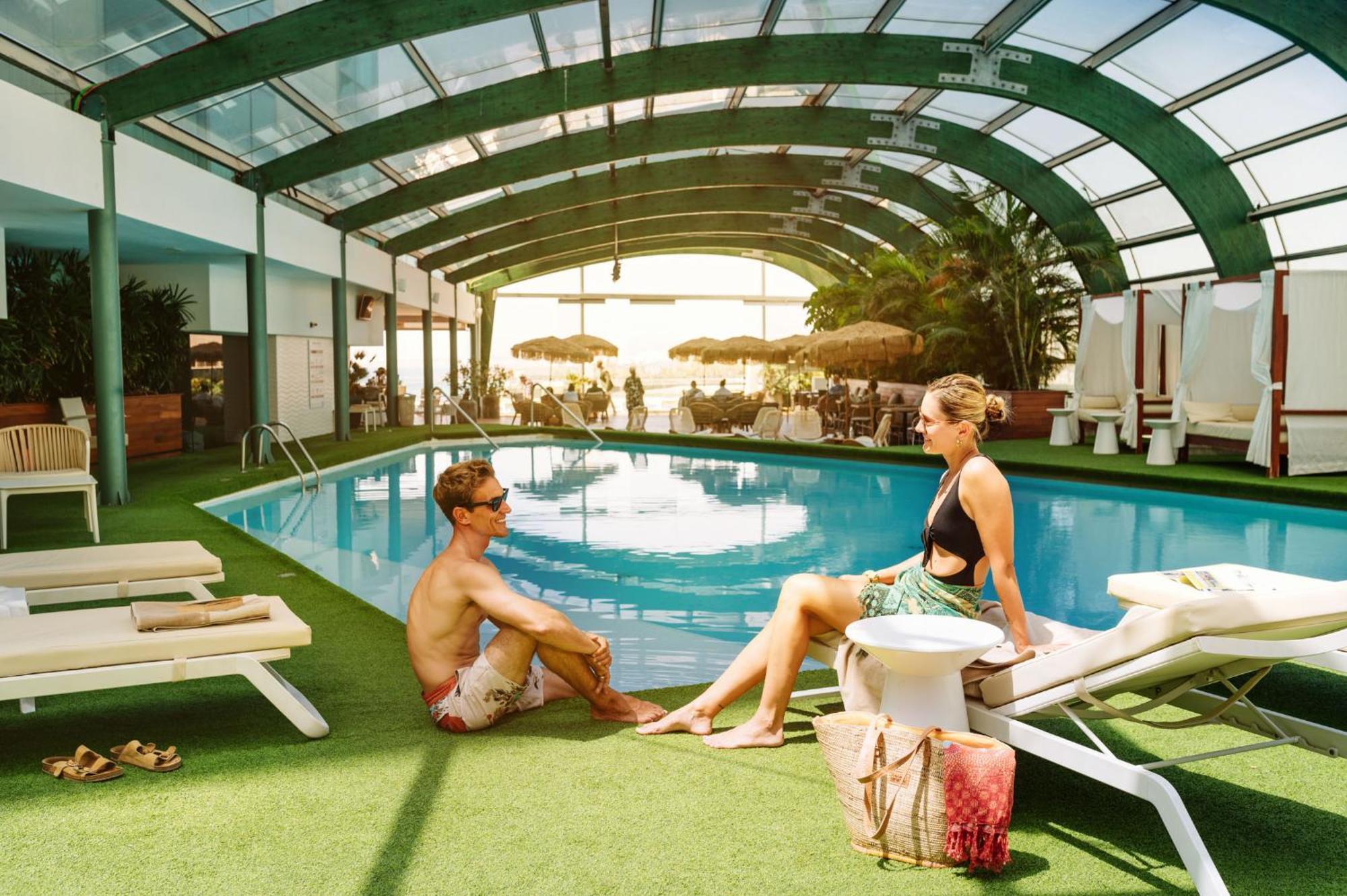 فندق وسبا أريسيف غران أرّاثيفي المظهر الخارجي الصورة The pool at the Hotel Eden Roc Cap Canaveral