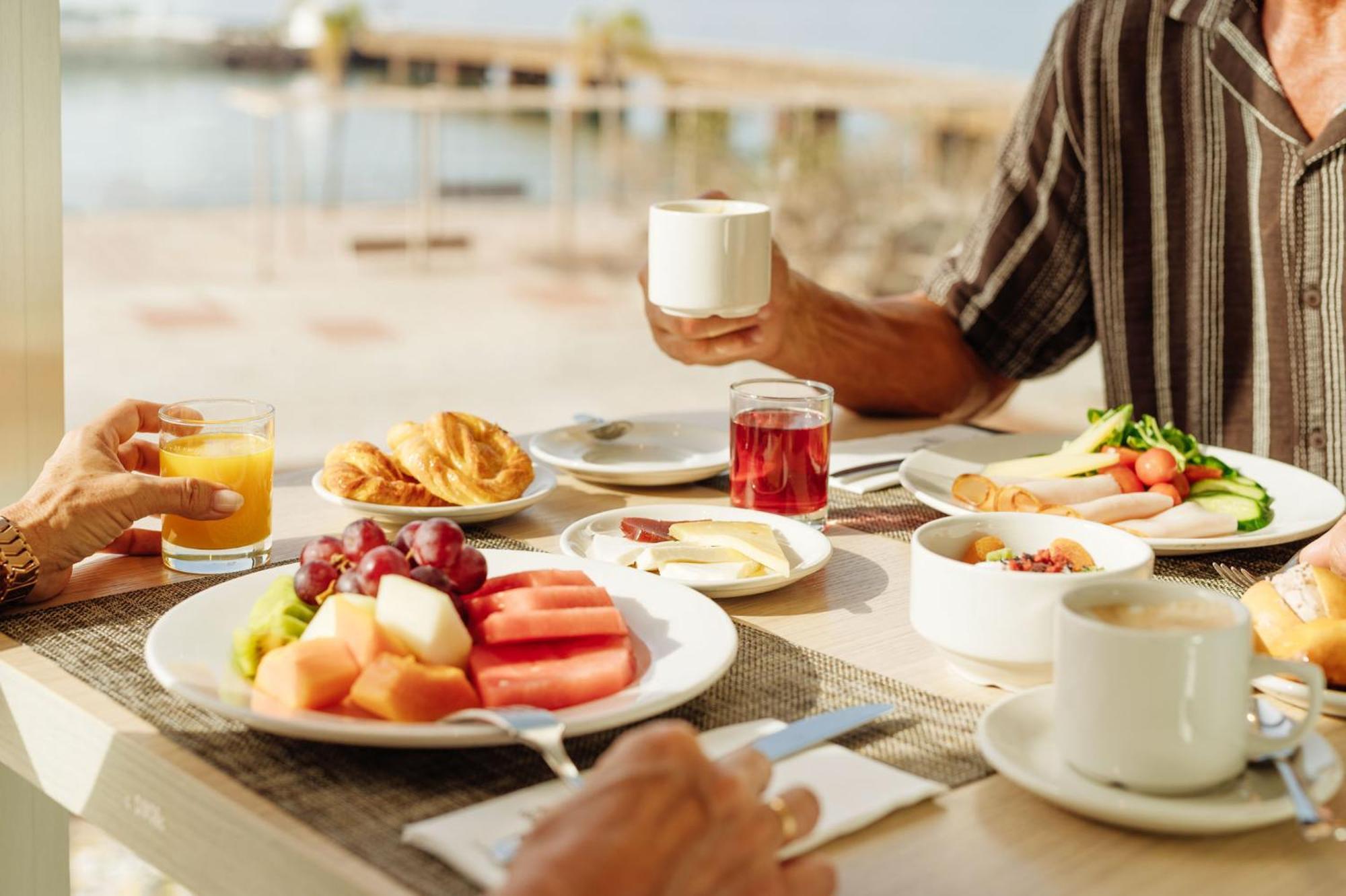 فندق وسبا أريسيف غران أرّاثيفي المظهر الخارجي الصورة A breakfast buffet